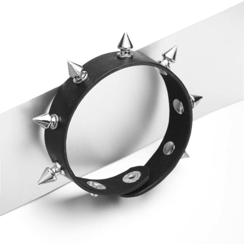 Unique Pointed Bracelet One-row Spike Rivet   Bracelets