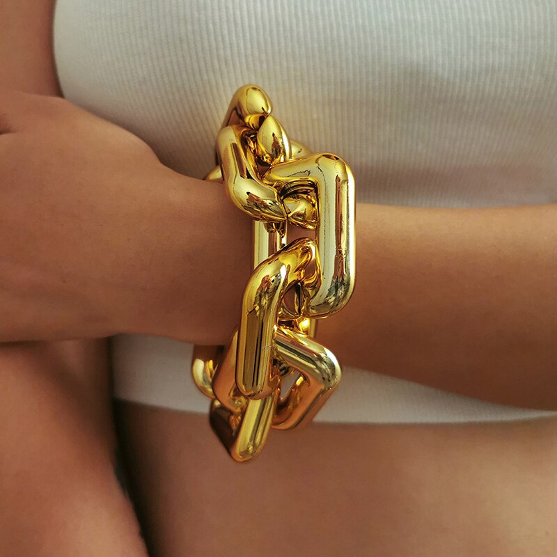Exaggerated Geometric Square Twisted Thick Link Chain Bracelet