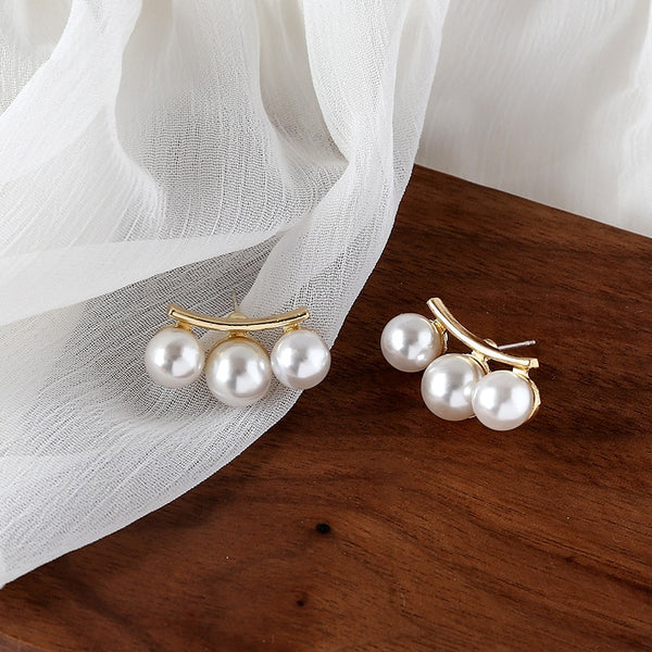 Korean Creative Three Small Pearl Ear Clip Earrings