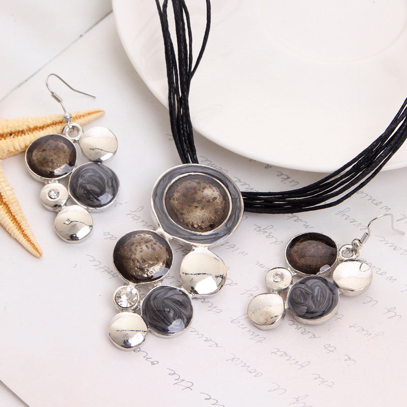 Geometry Circle Pendant Necklace Earring Sets