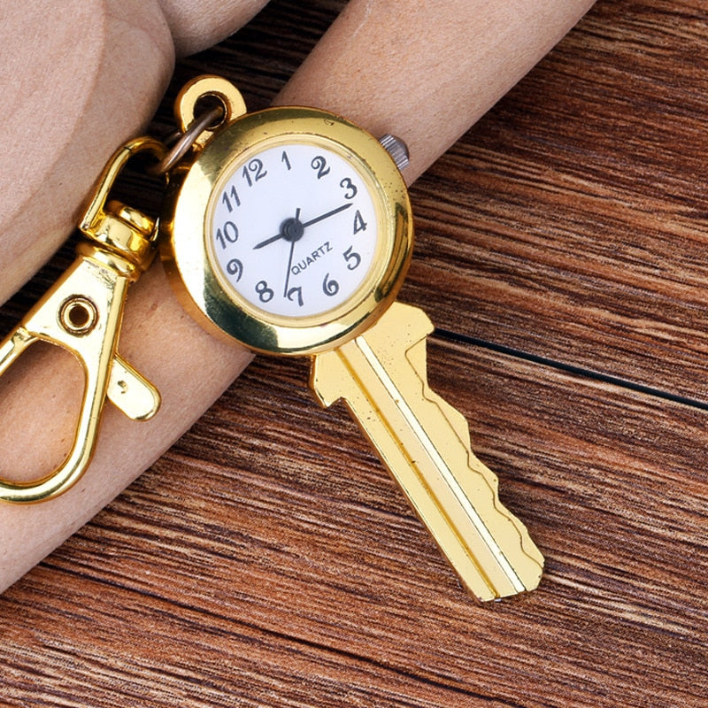 Fashion hot personality golden key quartz pocket watch