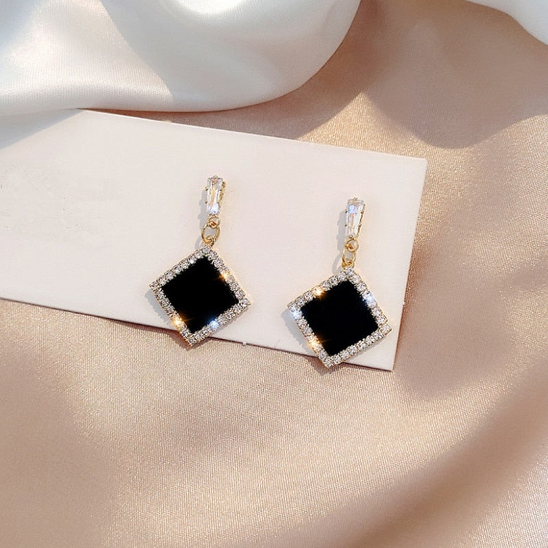 new black round rhinestone earrings
