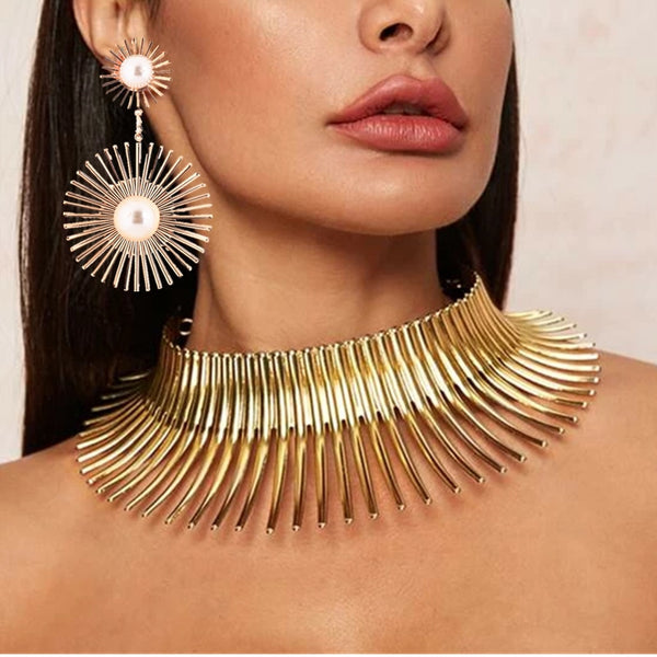Gold Color Metal Big Choker Necklace Earrings Set