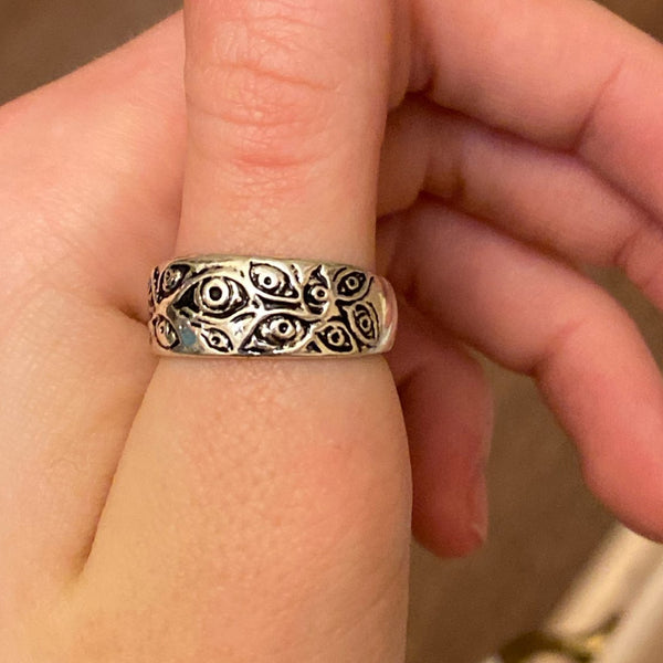 Vintage Rock Punk Carved Eyes Mens Ring