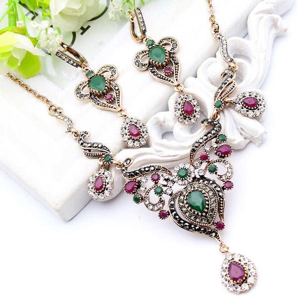 Gold Color Vintage Women Flower Jewelry Sets