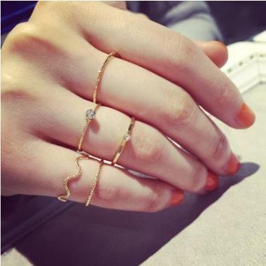 5 Pcs Simple Fashion Wave Pattern Ring Set