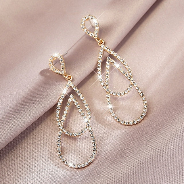 Women's Luxurious Geometric Full Rhinestone Earrings