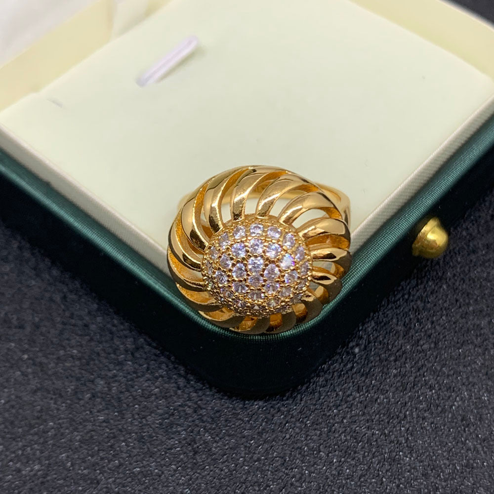 New Arrival Adorable Flower Modelling Charming AAA Zirconia Gold Ring