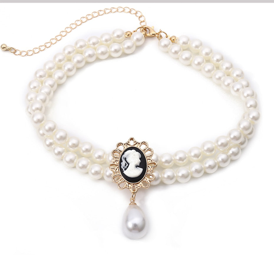 Layered Short Pearl Choker Necklace
