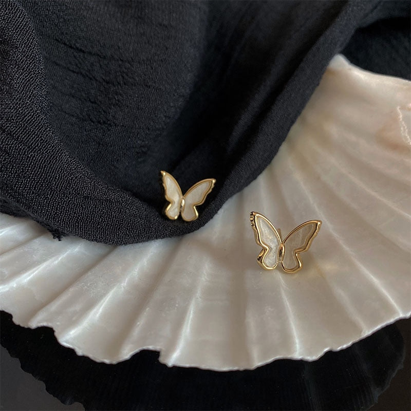 Korean Retro Acrylic Butterfly Earrings