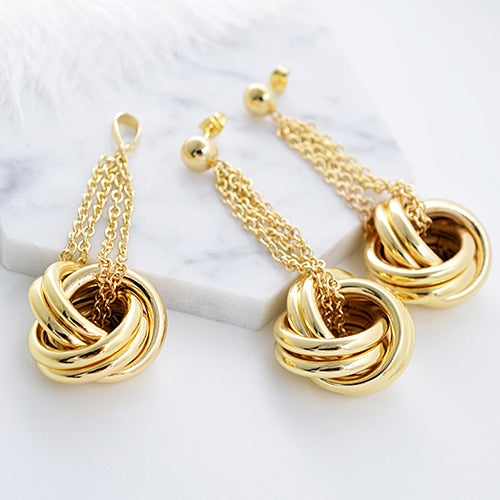 Women Necklace Earrings Pendant Twisted Circles Jewelry Sets