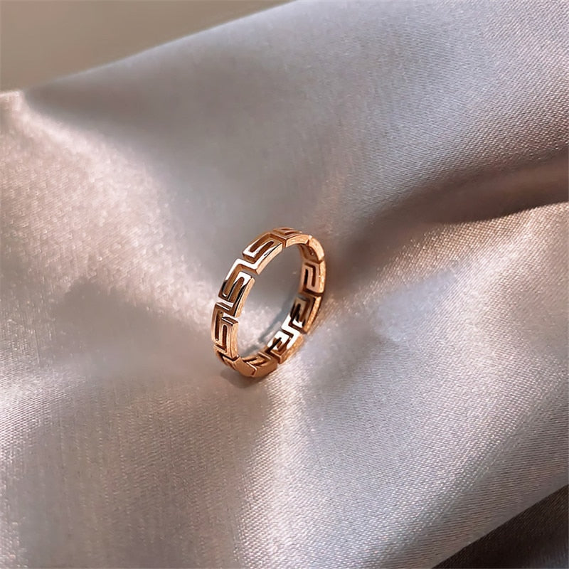 Classic Labyrinth Design Titanium Steel  Rose Gold Rings