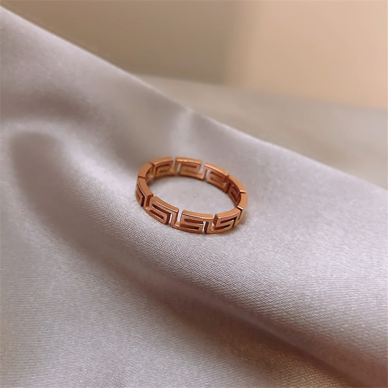 Classic Labyrinth Design Titanium Steel  Rose Gold Rings