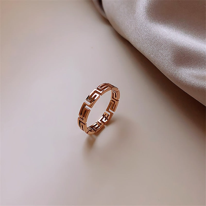 Classic Labyrinth Design Titanium Steel  Rose Gold Rings