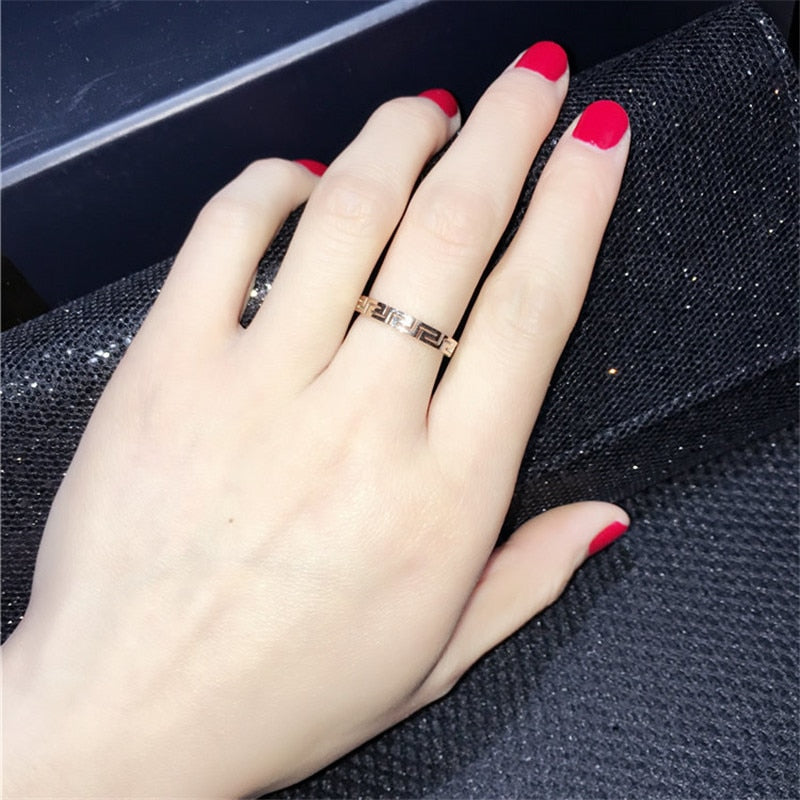 Classic Labyrinth Design Titanium Steel  Rose Gold Rings