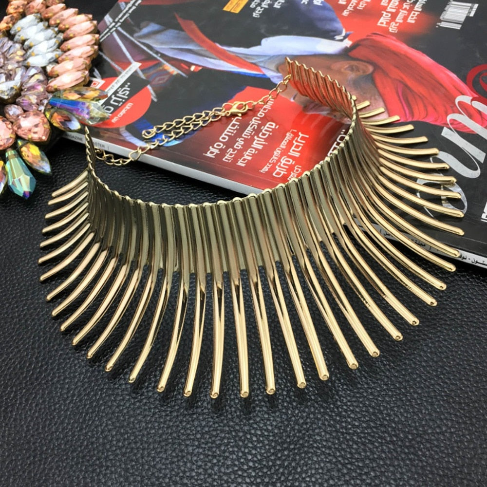 Gold Color Metal Big Exaggerated Torque Choker Necklace Earrings Set