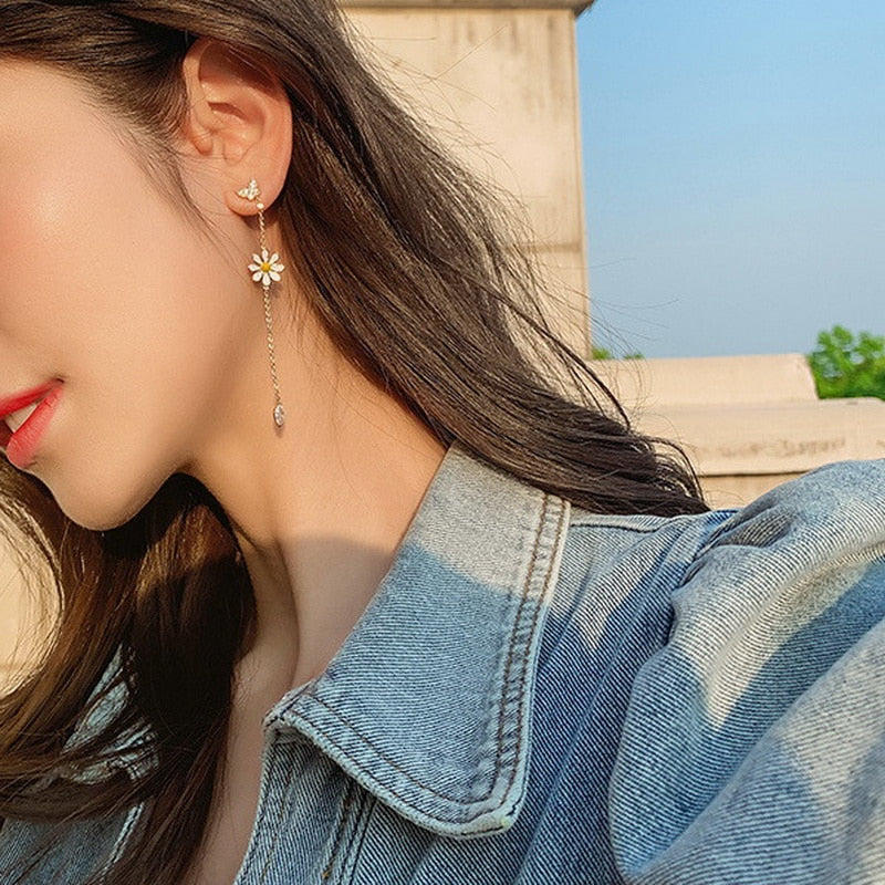 New Korean Style Long Daisy Flower Earrings