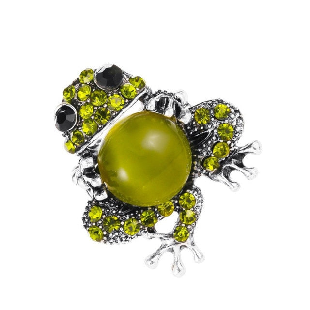 Classic Design Green Frog Pendant Jewelry Set