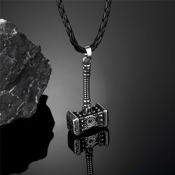 Collares de cuero con el martillo de Odín punk