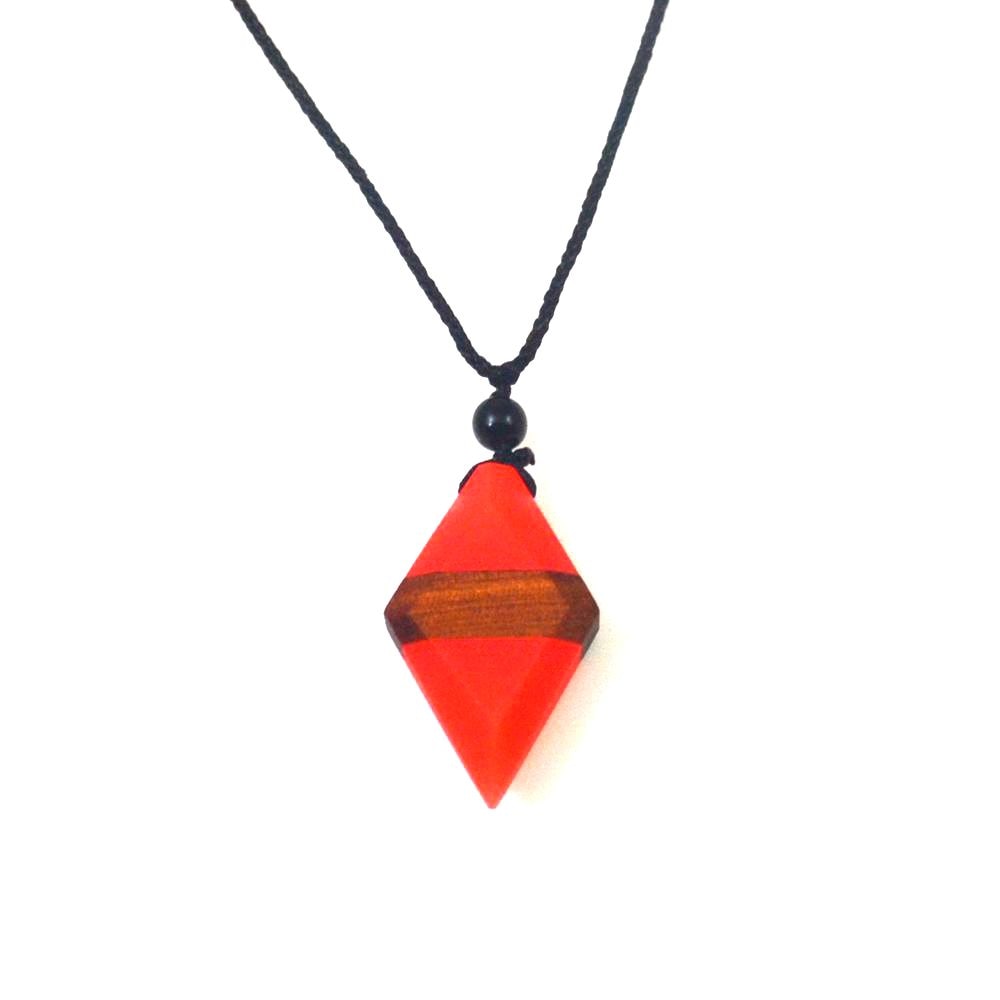 luminous necklace pendant at night
