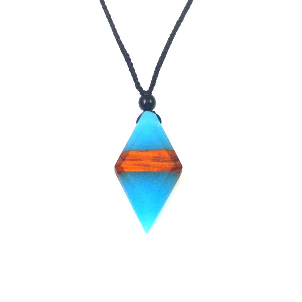 luminous necklace pendant at night
