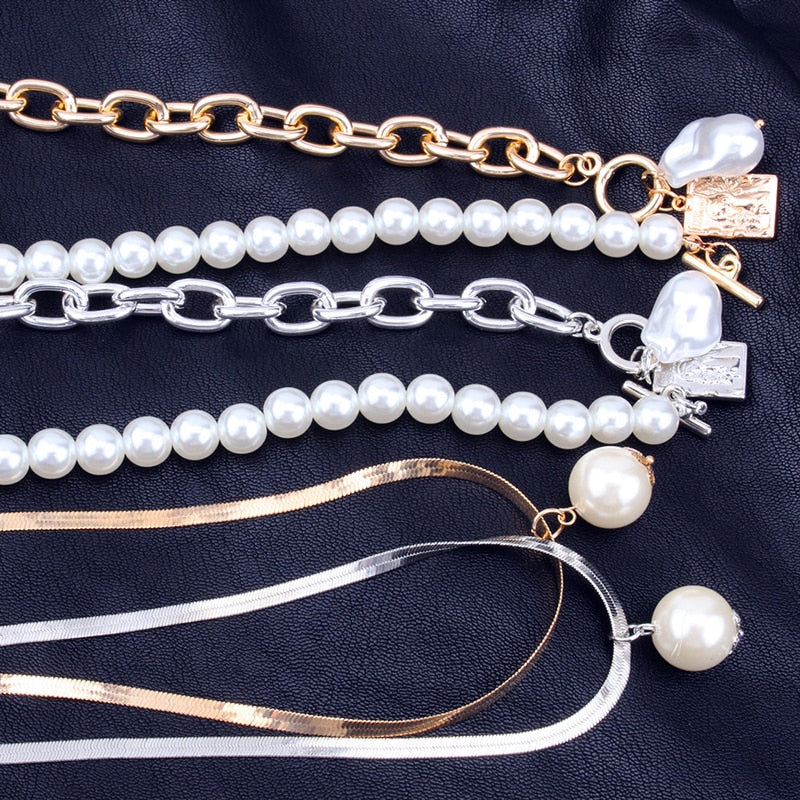 Women Baroque Pearl Metal Charm Pendant Necklaces