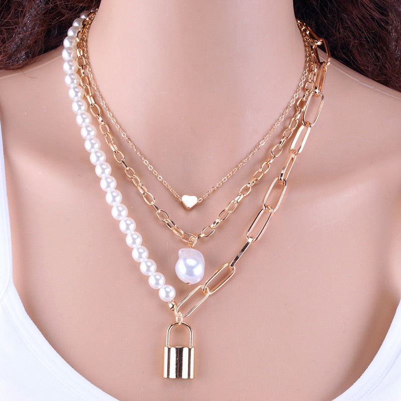 Women Baroque Pearl Metal Charm Pendant Necklaces