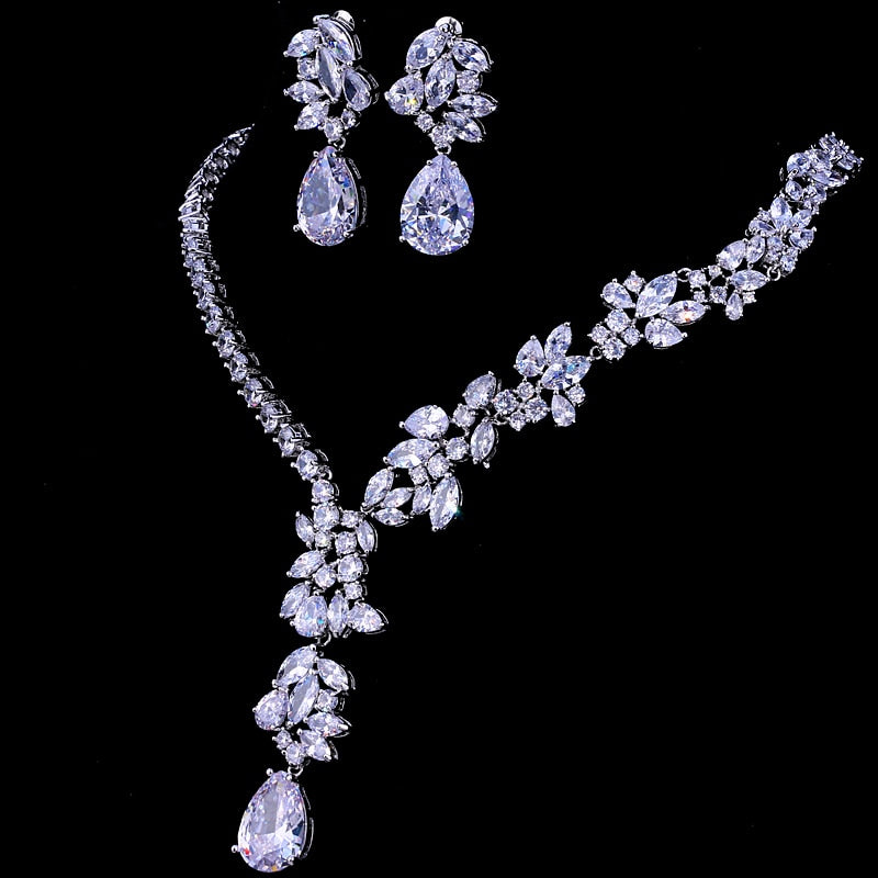 New Unique Design Choker Necklace Stud Earrings Bridal Jewelry Sets