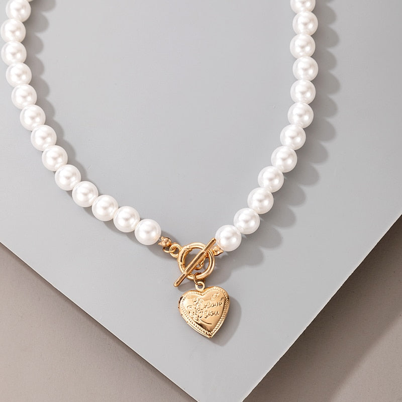 Luxury Pearl Stone Shell Pendant Necklace