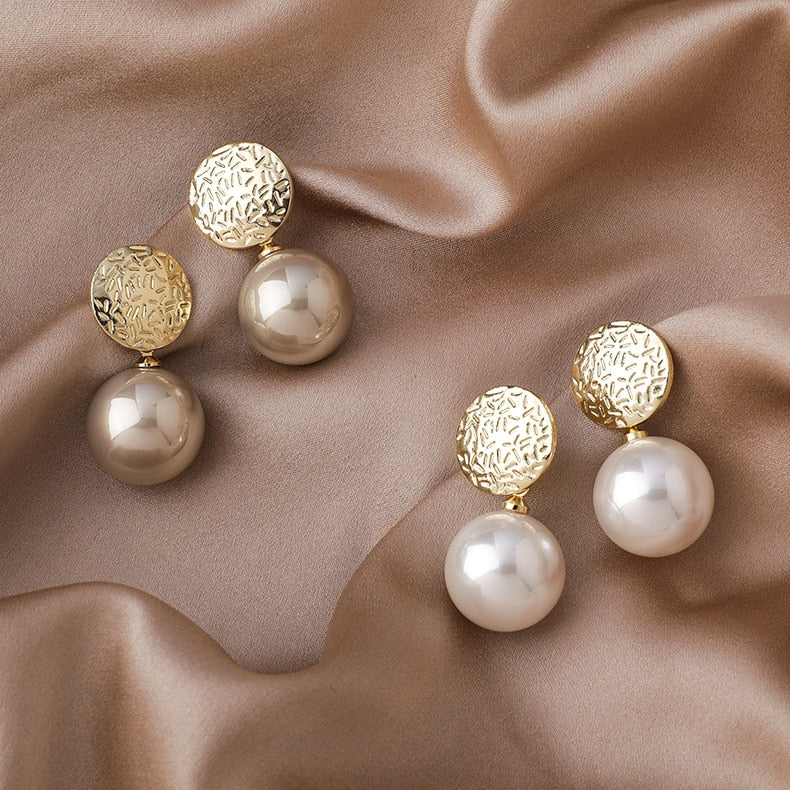 Korean New Temperament Metal Champagne Pearl Earrings