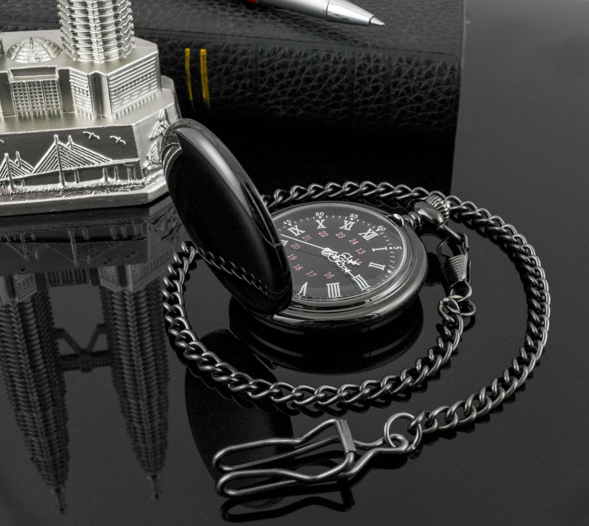 Personalized Retro Smooth Men Black Pocket Watch