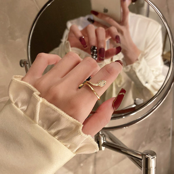 Classic Fashion Snake Gold Rings For Woman