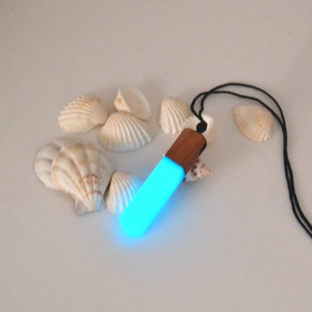 luminous necklace pendant at night