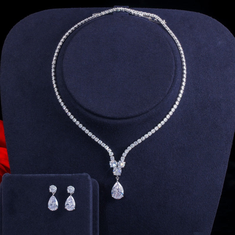 Zircons Fashion Cubic Zirconia Water Drop Necklace and Earrings Jewelry Sets
