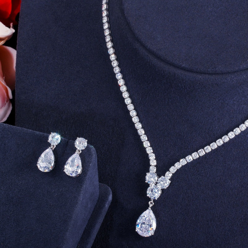 Zircons Fashion Cubic Zirconia Water Drop Necklace and Earrings Jewelry Sets