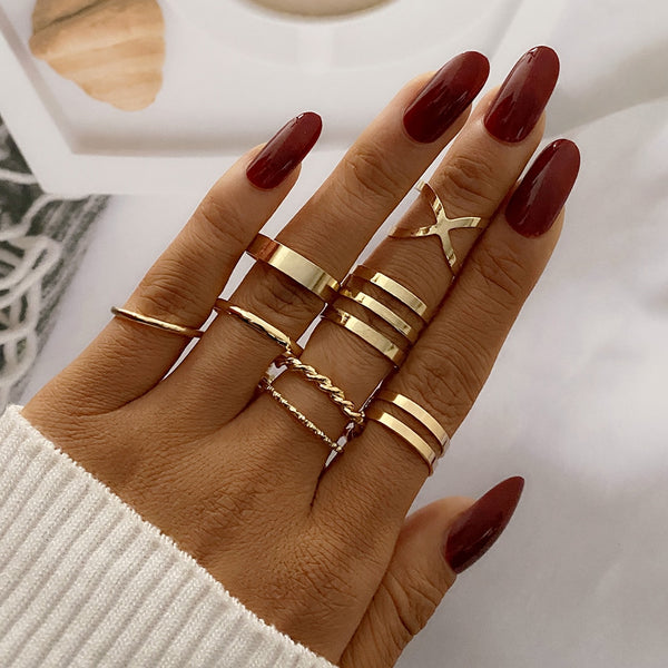 Conjunto de anillos geométricos de media luna dorada estilo bohemio vintage