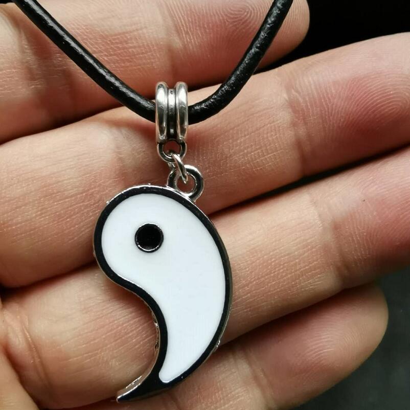 Tai Chi Yin Yang White Black Friendship Couples Necklaces