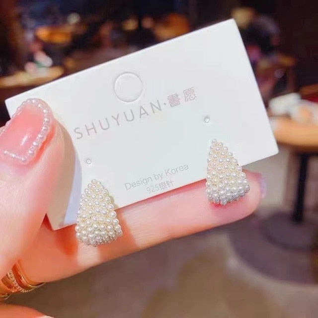 Pineapple pearl earrings
