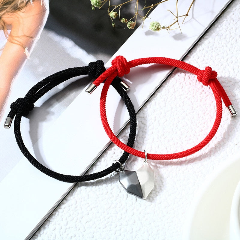 Magnetic  Astronaut Lovers Heart Pendant