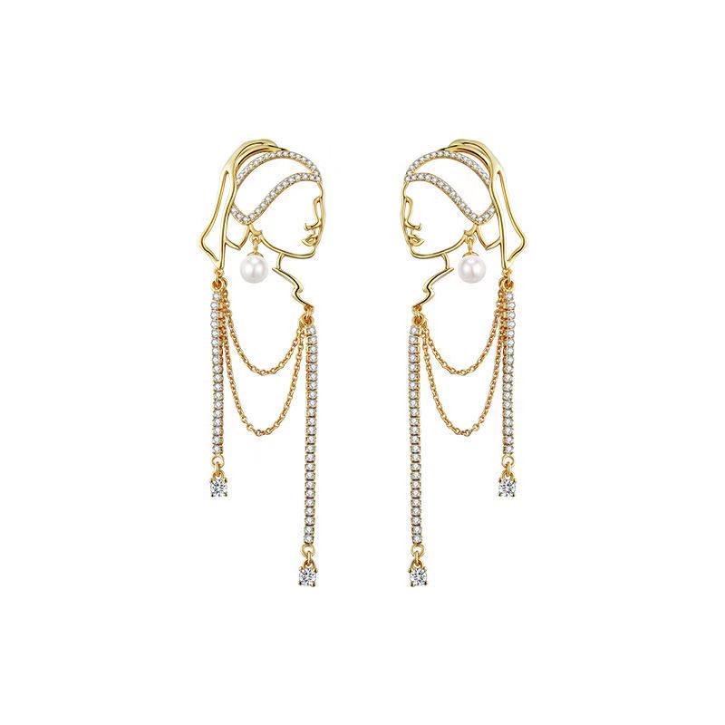 Pearl Crystal Portrait Chain Tassel Earrings
