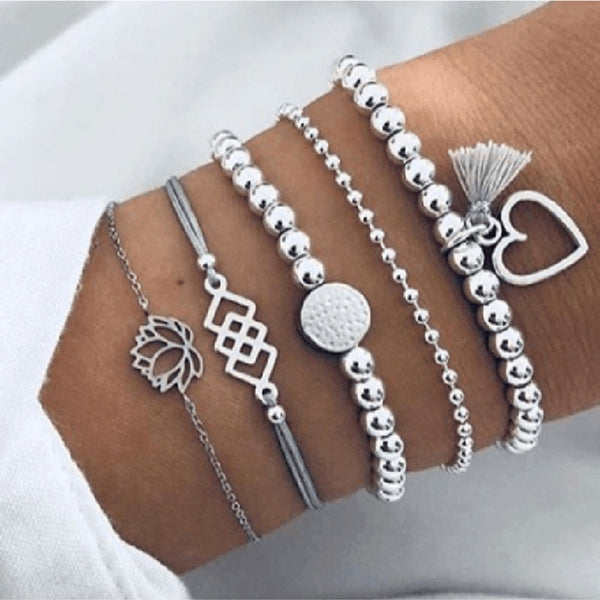 Conjunto de pulseras y brazaletes bohemios