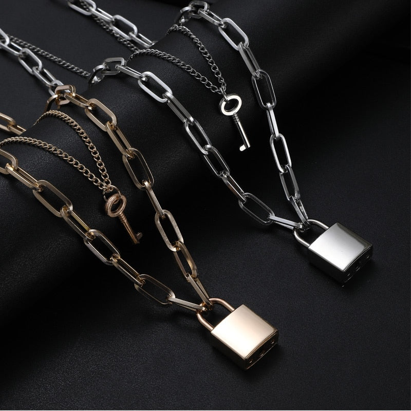 Lock Chain Necklace With A Padlock Pendants