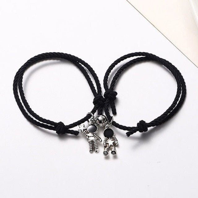 Magnetic  Astronaut Lovers Heart Pendant
