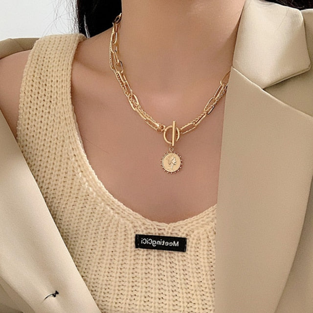 Thick Chain Toggle Clasp Gold Necklaces