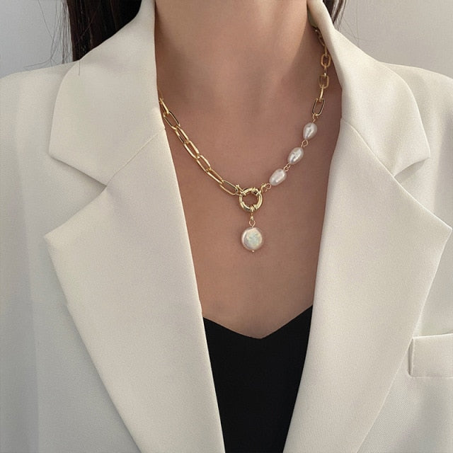 Thick Chain Toggle Clasp Gold Necklaces