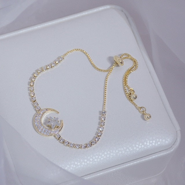 Delicate Flowers Copper Pave Setting Cubic Zircon Charm Bracelets