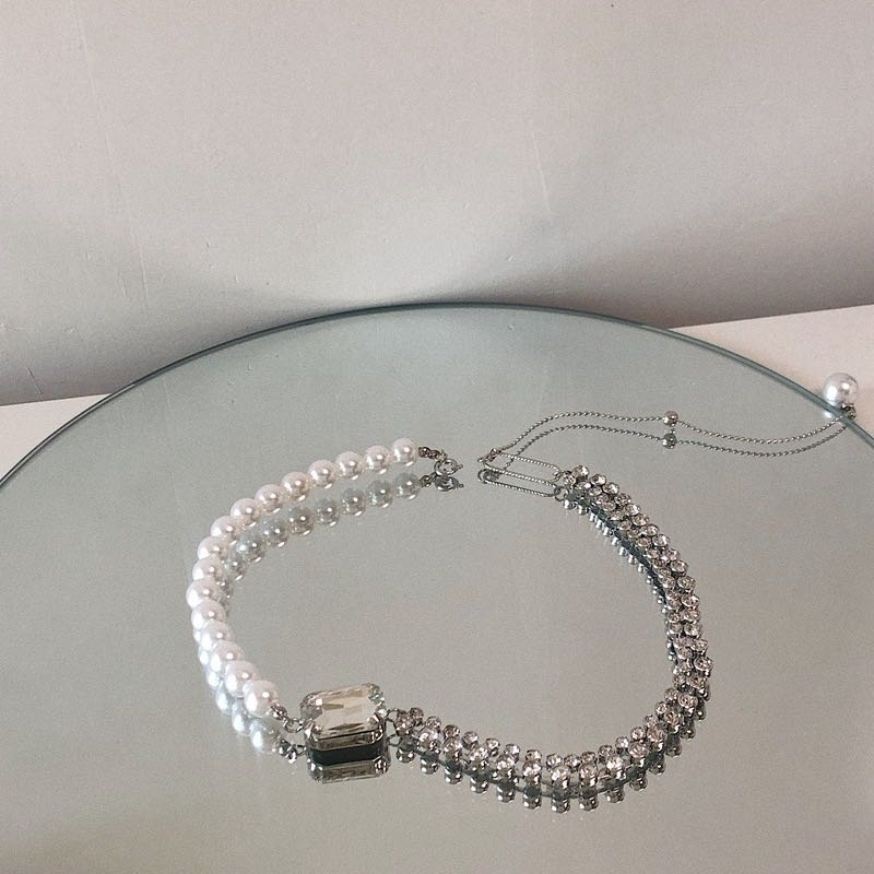 Korean Style Simulation Pearl Asymmetric Choker