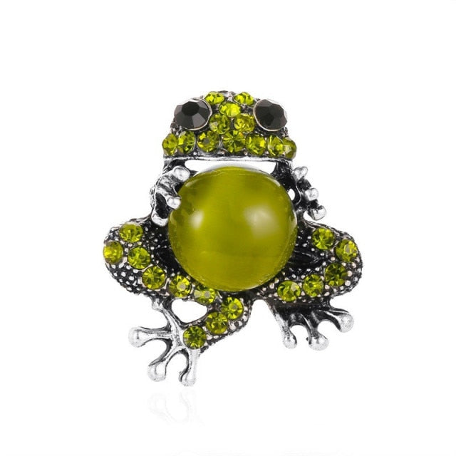 Classic Design Green Frog Pendant Jewelry Set