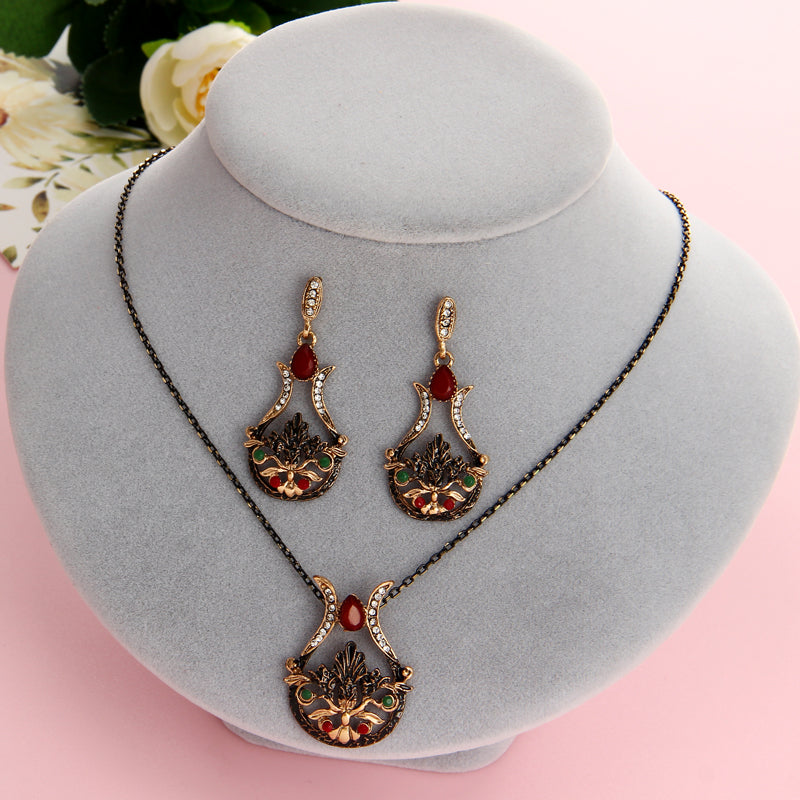 Bijouterie  Rhinestone Earrings and Necklace Set