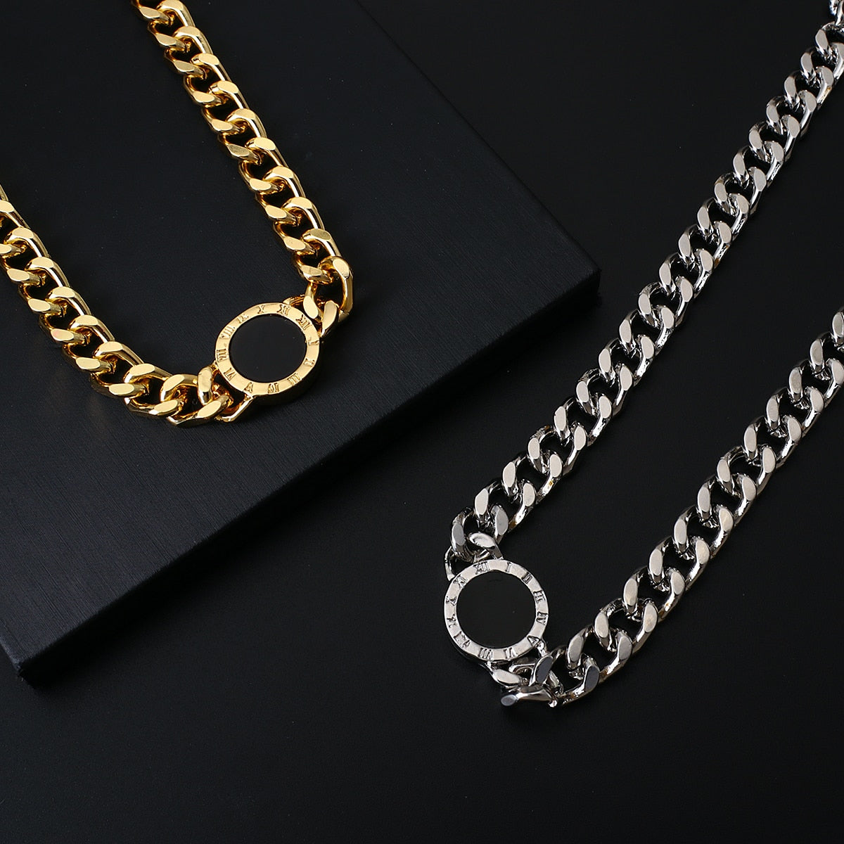 Trendy Roman Numerals Black Round Necklace